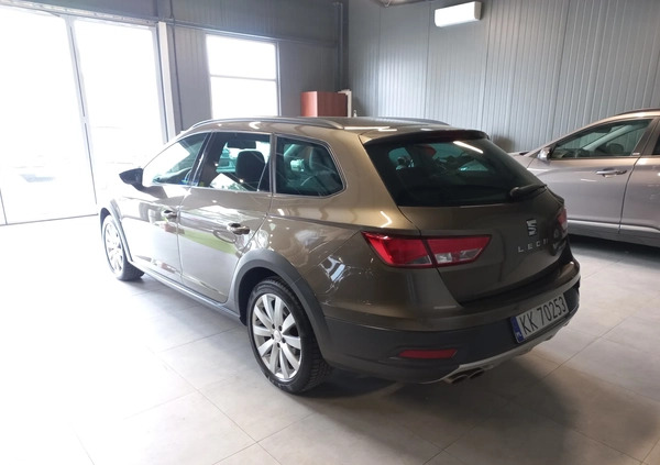 Seat Leon cena 64700 przebieg: 95765, rok produkcji 2015 z Włoszczowa małe 742